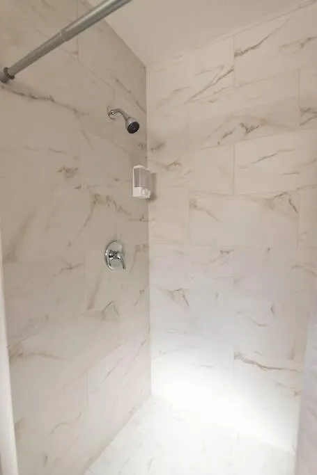 Stunning Renovated Home, Pool And Heated Spa Лас-Вегас